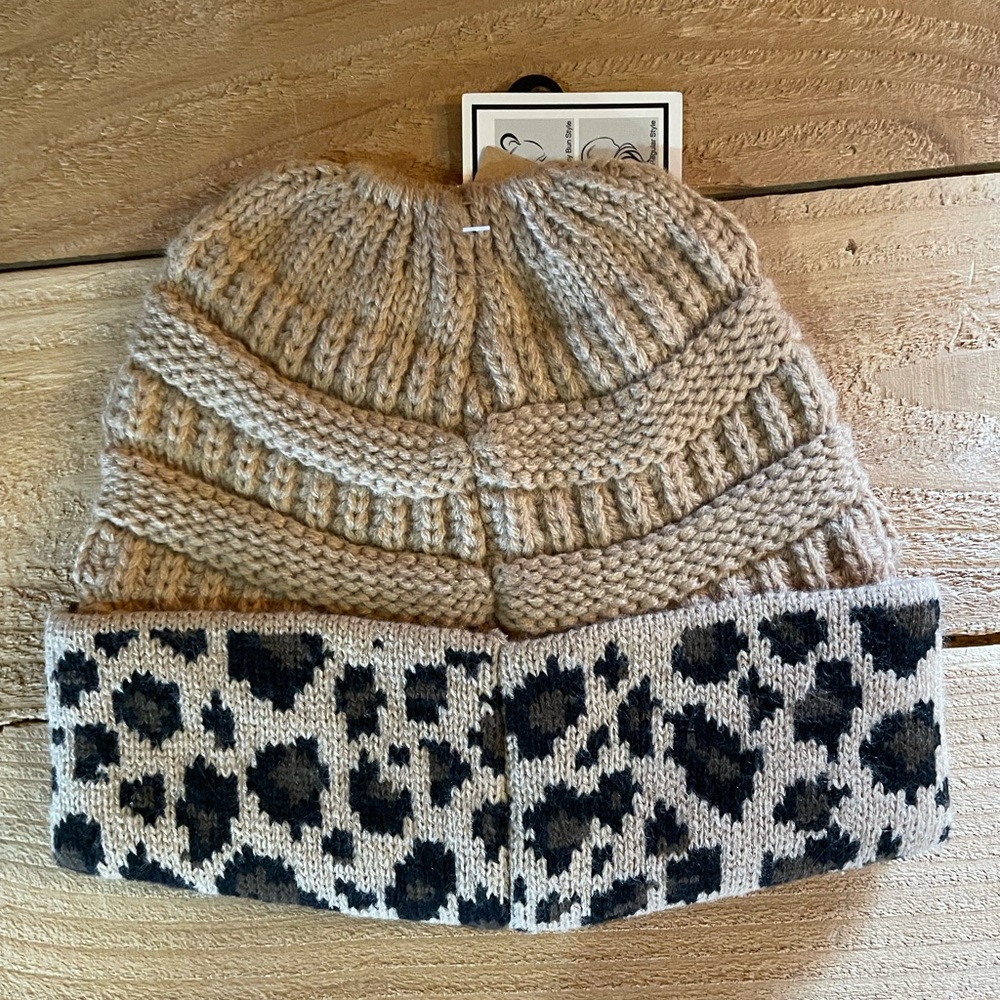 Women’s Beanie - Picture 3 of 3
